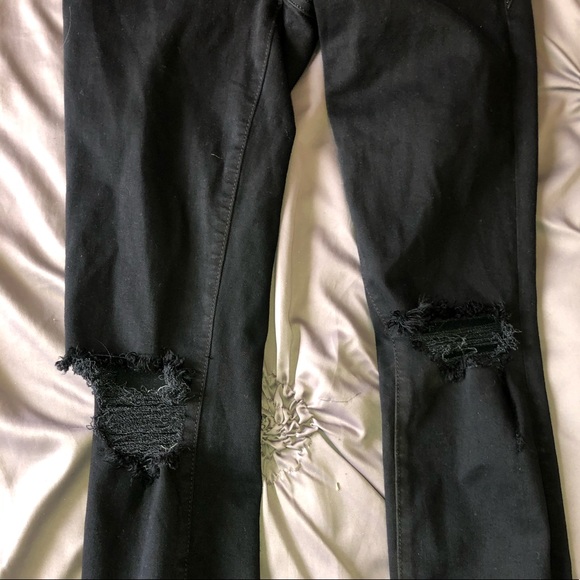 COPY - GOOD AMERICAN black ripped skinny jeans - Picture 2 of 6